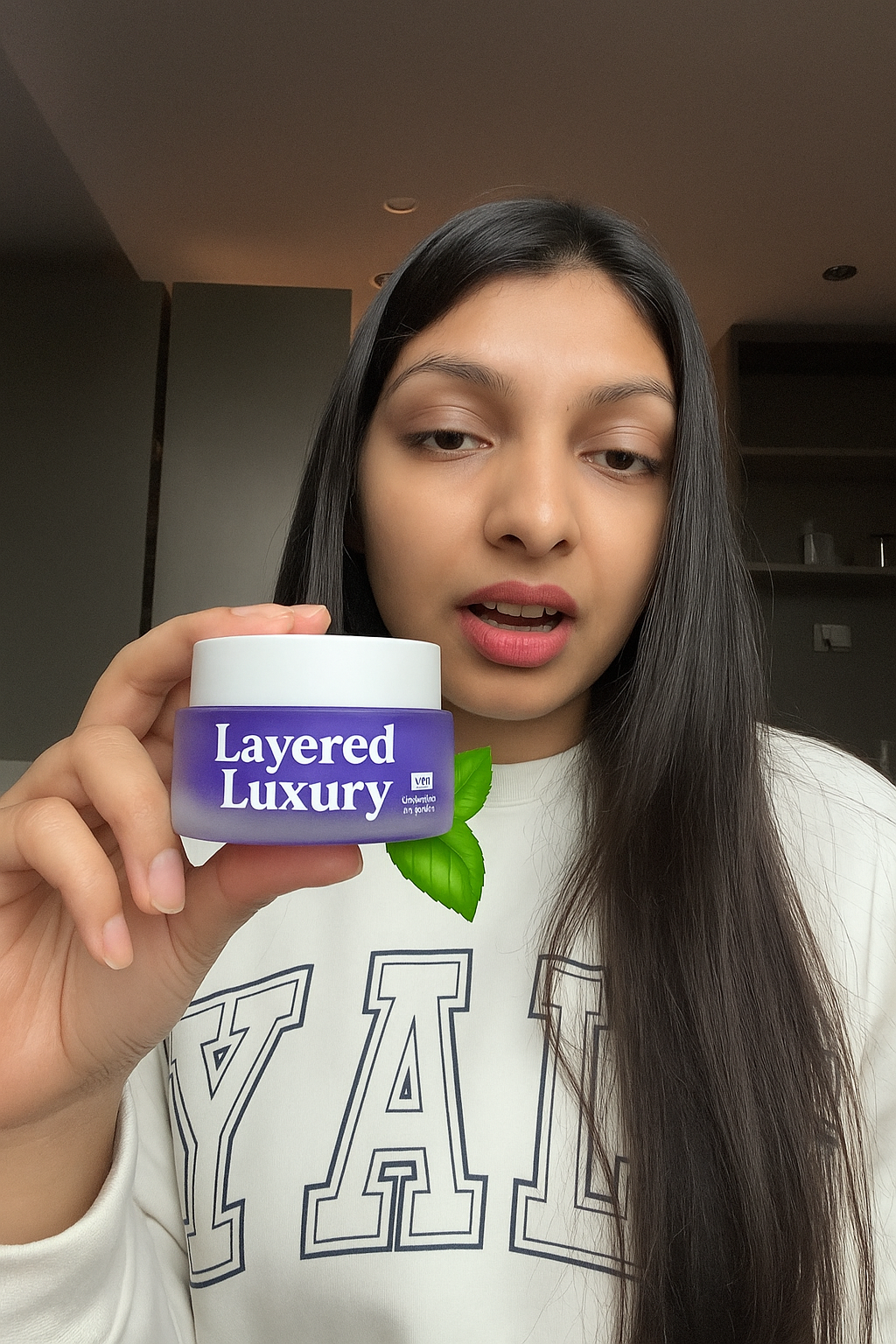 Layered Luxury PureGlow™ Powder Brighten Instantly. Smile Confidently.